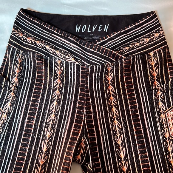 Wolven Zephyr Crossover Pocket Legging - Picture 4 of 6